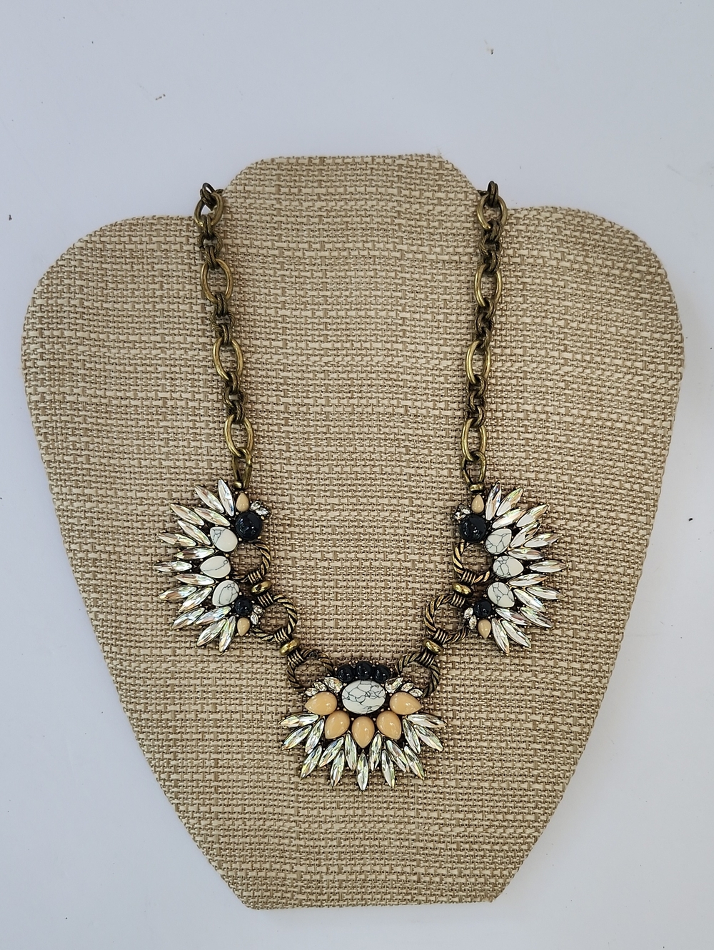 CHLOE + ISABEL MORNINGTIDE COLLAR NECKLACE